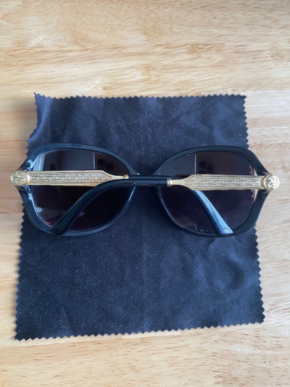 Authentic Gucci sunglasses